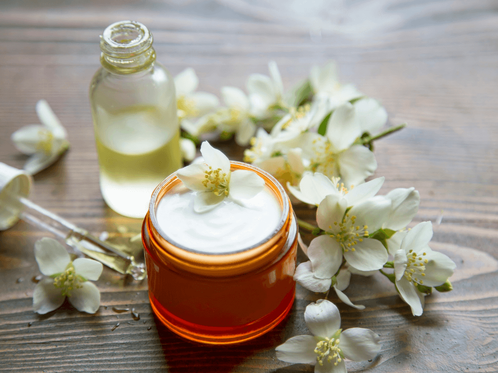 Retrouvez une jolie peau, saine et sans imperfections grâce à nos 5 astuces beauté spéciale peaux grasses.