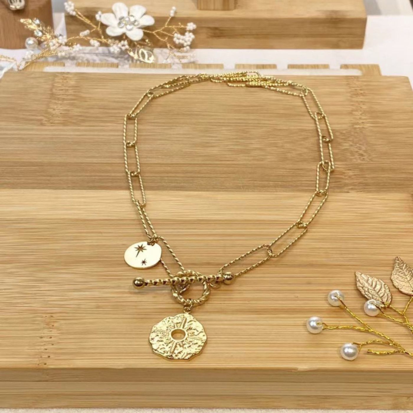 Collier en Acier Inoxydable avec Pendentifs Médaillon et Étoiles - Cap-Nature