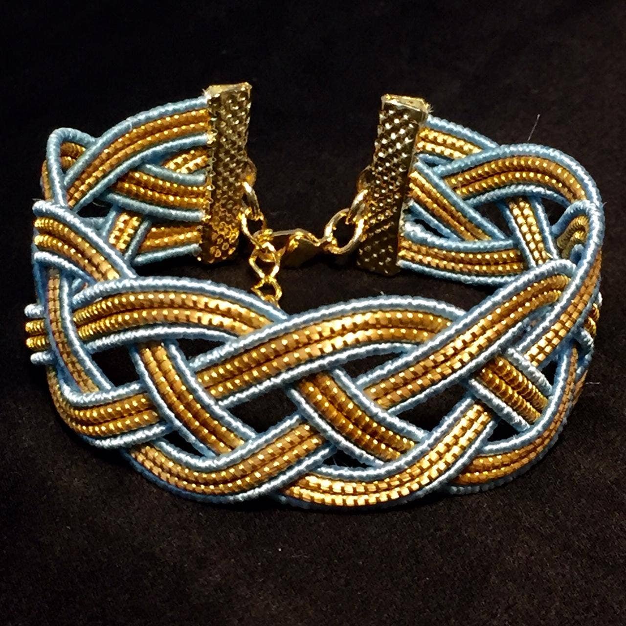 Bracelet en Or Végétal et Fibre de Palmier Buriti Teintée Bleu Clair - Cap-Nature