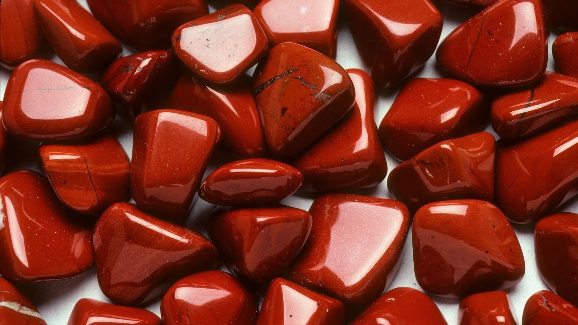Jaspe rouge : pierre d'ancrage, vitalité et force, propriétés et bienfaits Imagen