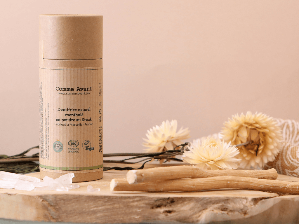 Dentifrice à la poudre de siwak