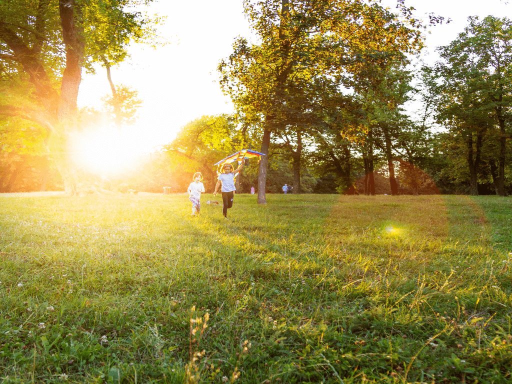 En effet, que ces jeunes gens cherchent un dentifrice, un déodorant ou encore un lait nourrissant, il peut compter sur des recettes parfaitement bios, dont les parfums viennent directement des vergers !  Immagine