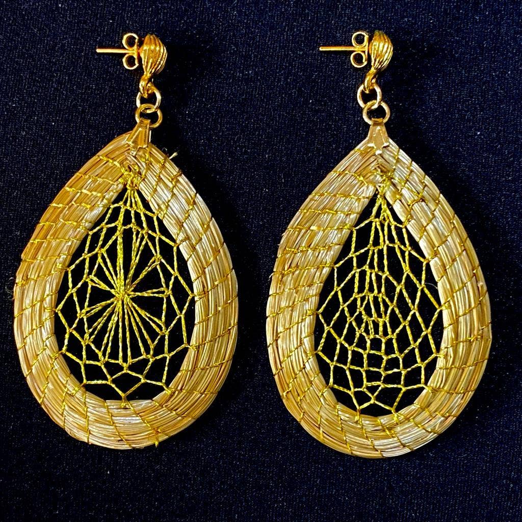 Paar Traumfilter-Ohrringe aus pflanzlichem Gold