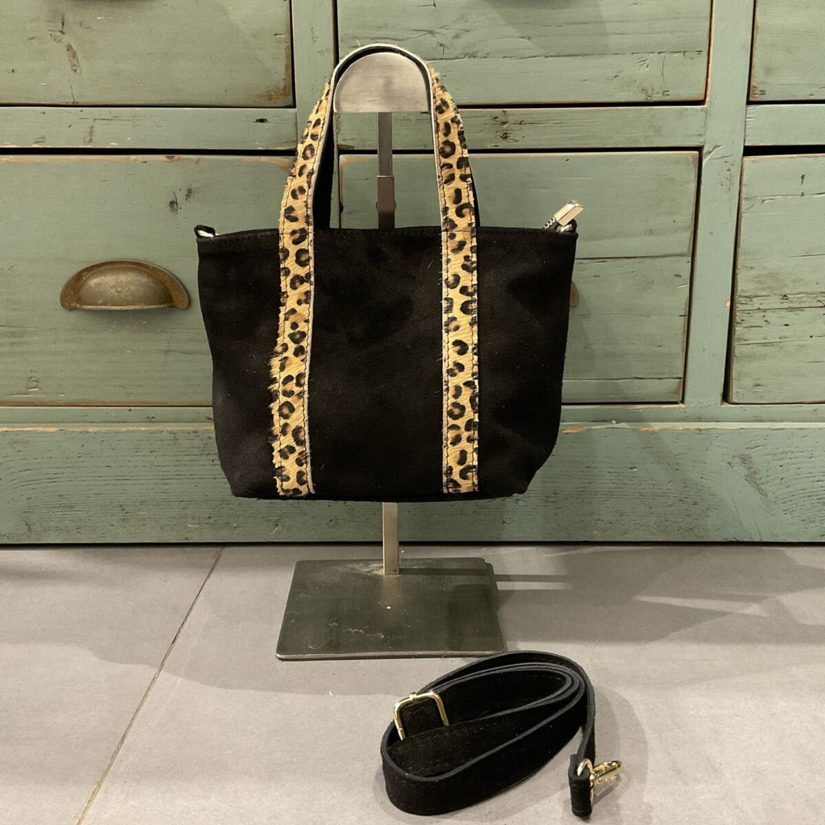 Mini Cabas avec Motif Léopard – L’Élégance Sauvage de l’Hiver 2024/2025 - Cap-Nature