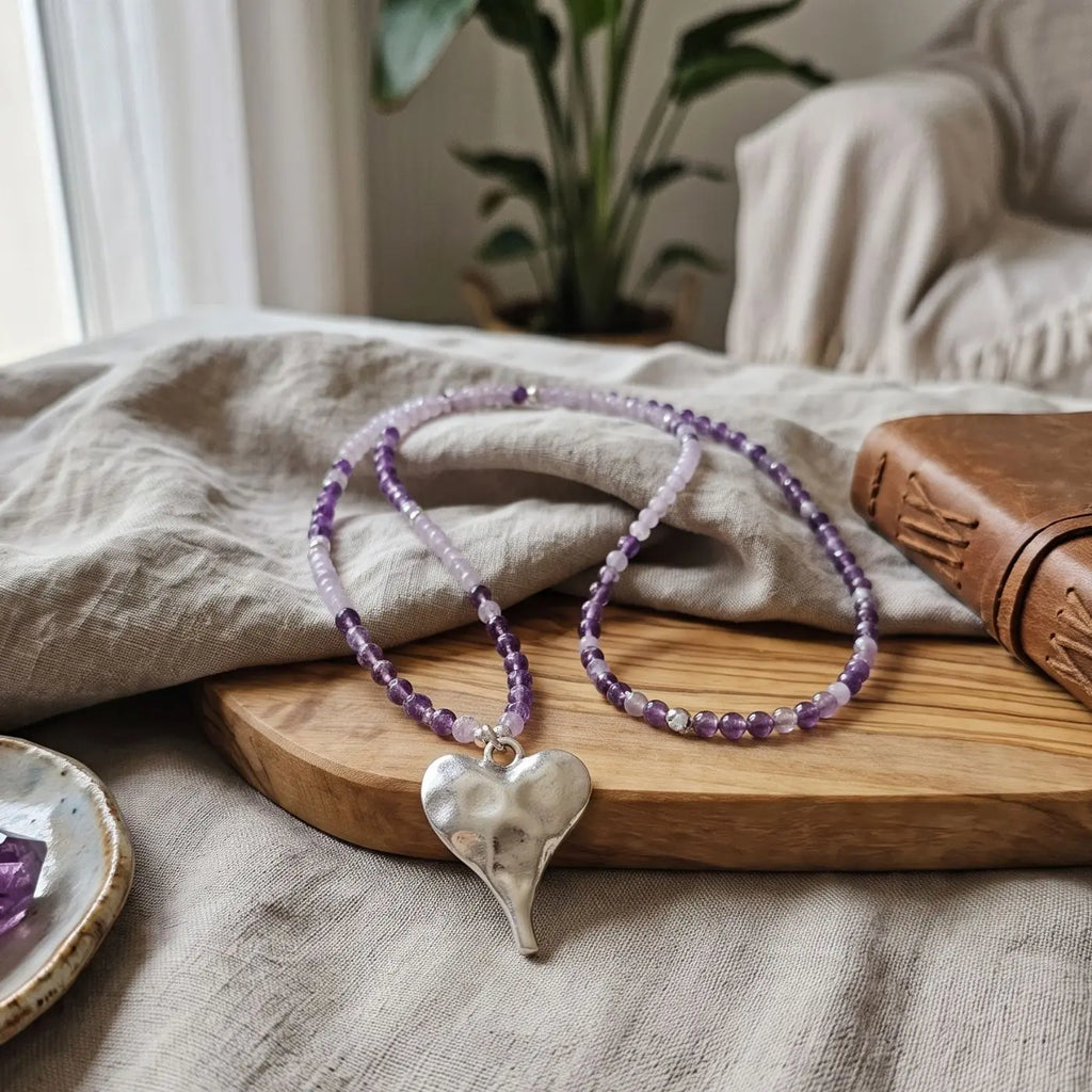 Lange Amethystkette – Herz-Anhänger