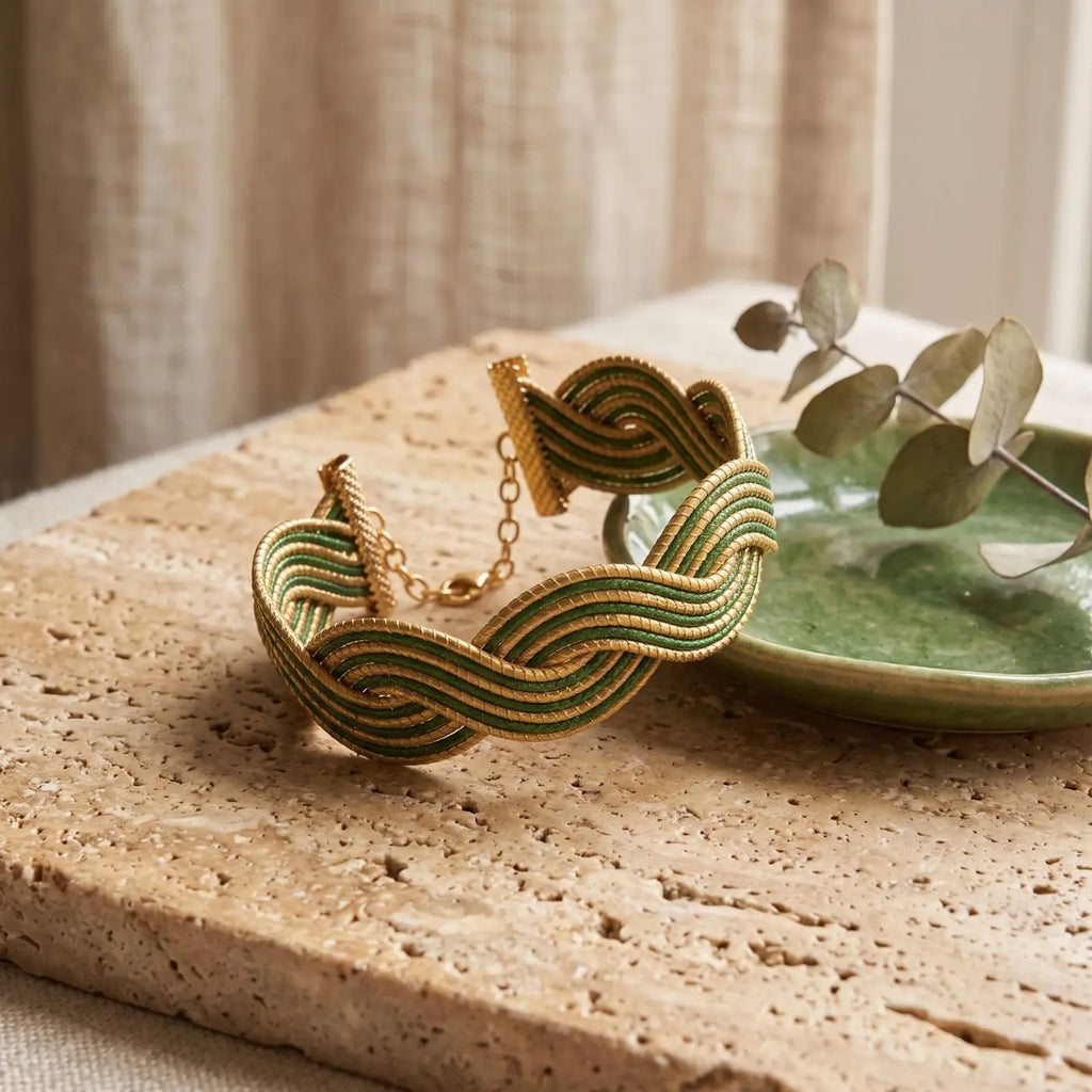 Bracelet Verdea – Or Végétal Tressé Vert & Doré