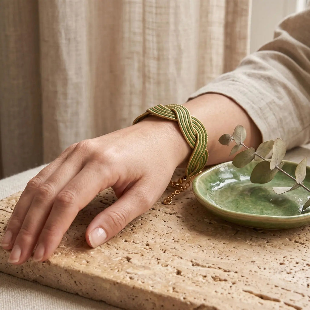 Bracelet Verdea – Or Végétal Tressé Vert & Doré