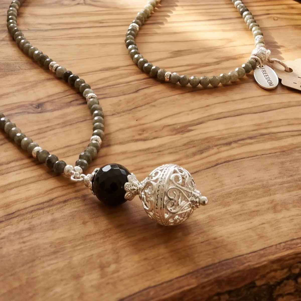 Halskette Jade – Heiterkeit