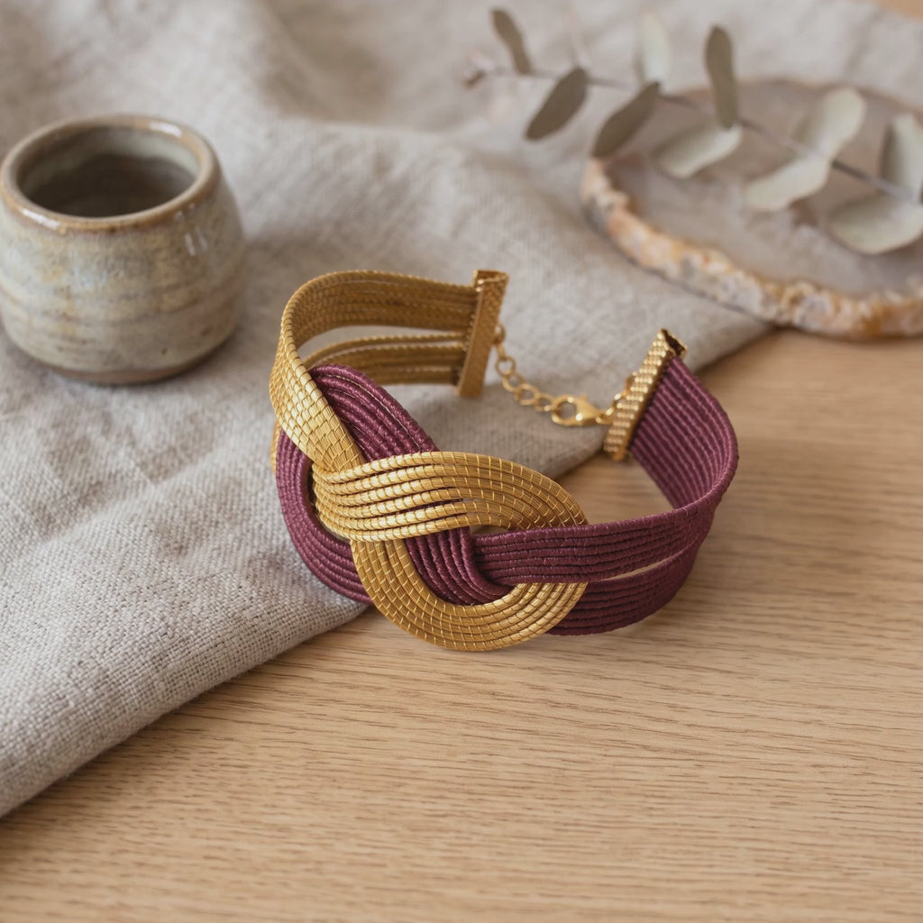 Bracelet Éternelle – Or Végétal & Tressage Bordeaux